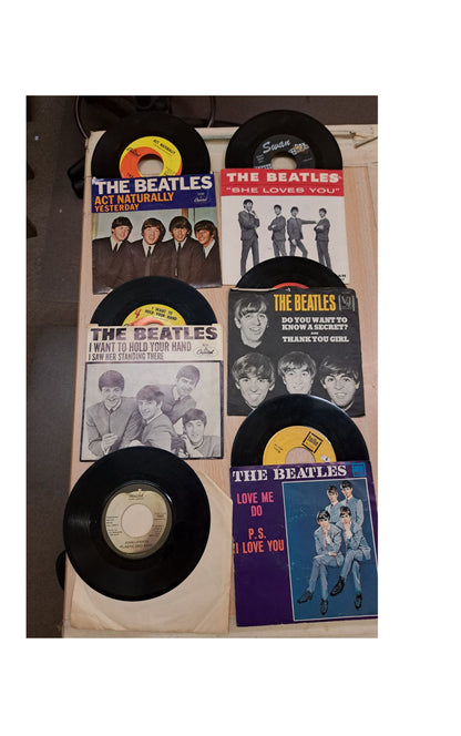 “Beatles 45 RPM Bundle – Fab Finds from the Fab Four”